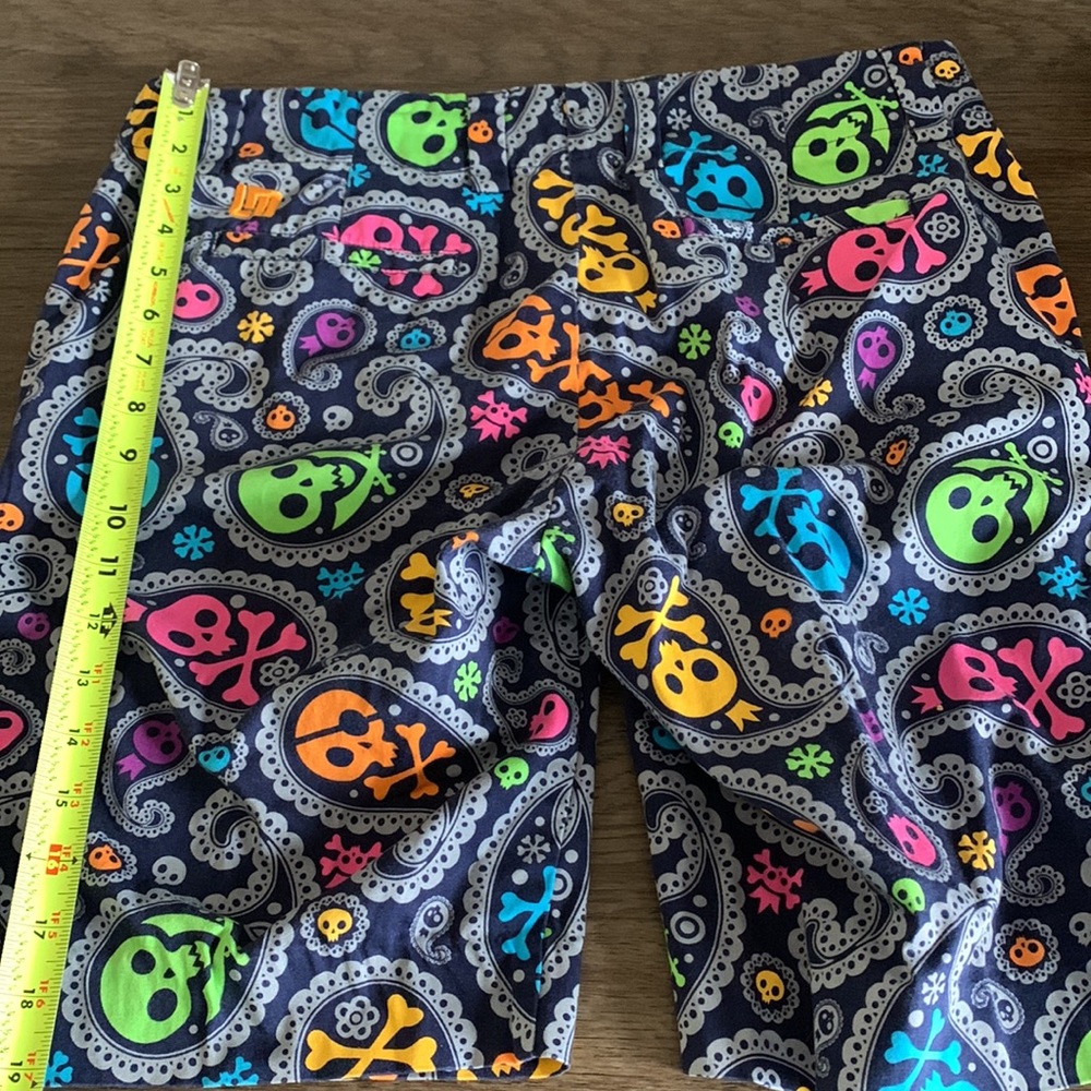 Shorts - Picture 4 of 5